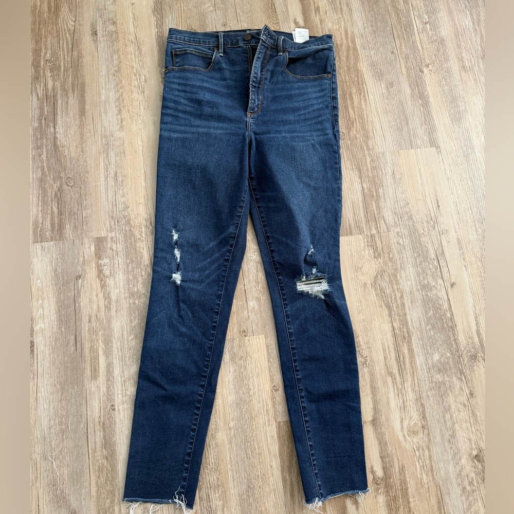 Abercrombie & Fitch Jeans Womens 30 Ultra High Rise Super Skinny Distressed
